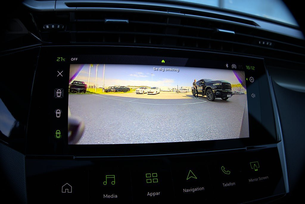 Vehicle Image 18