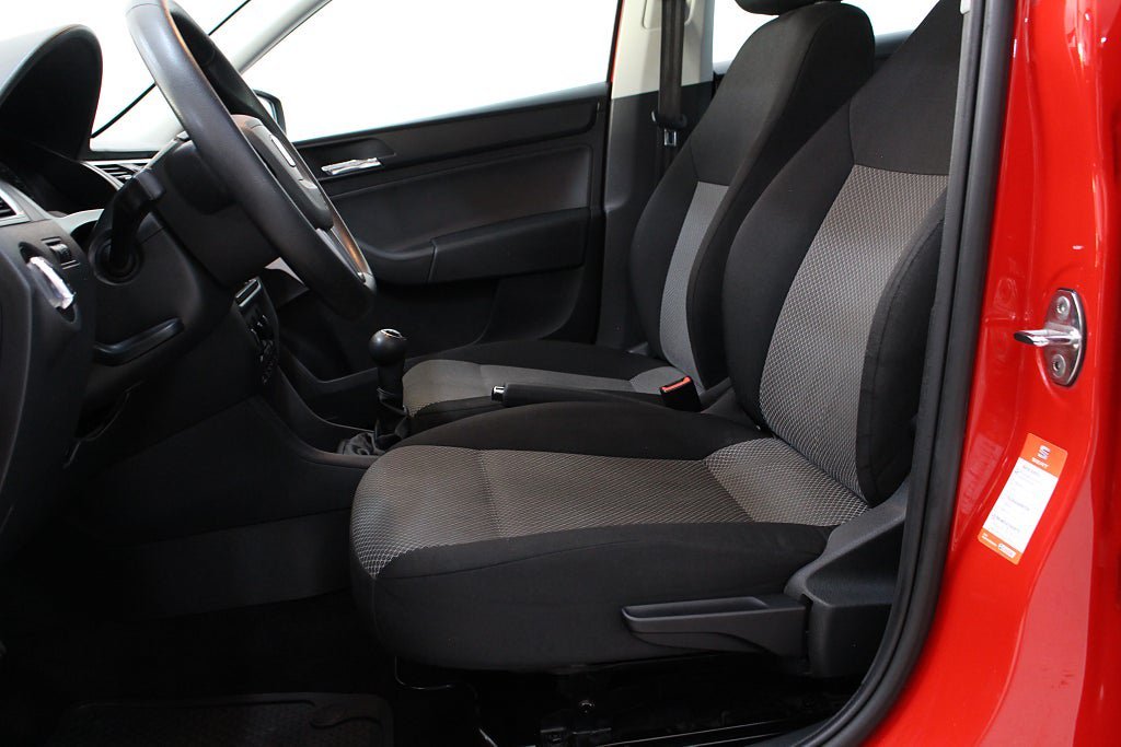 Vehicle Image 12
