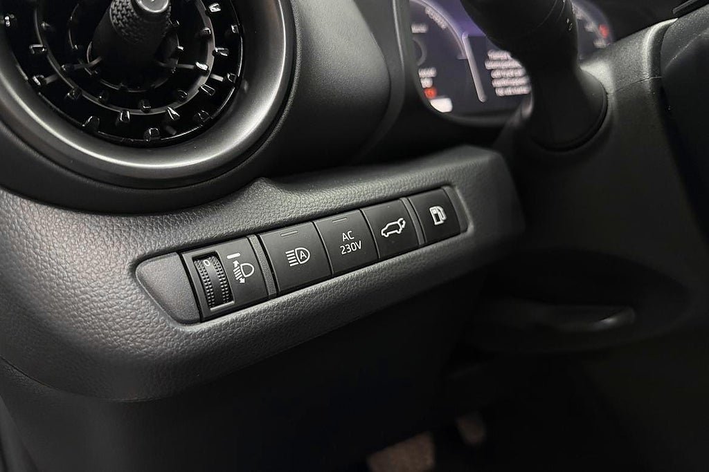 Vehicle Image 18