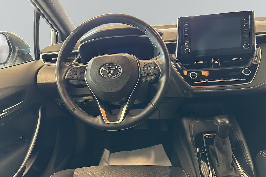 Vehicle Image 9