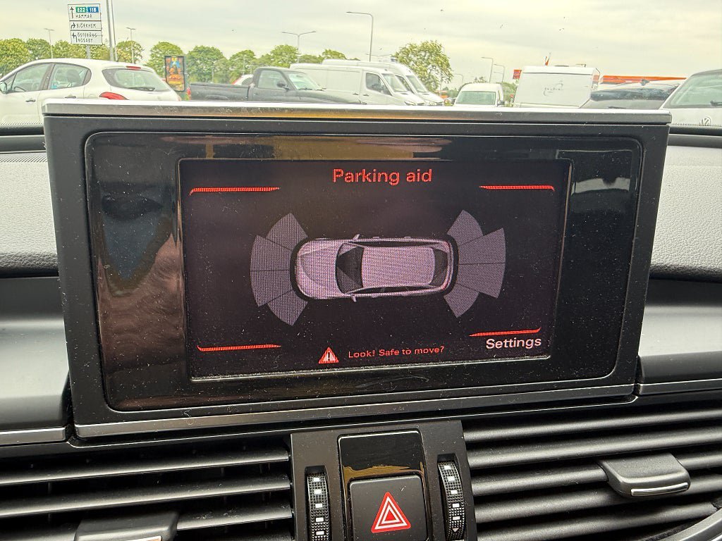 Vehicle Image 15