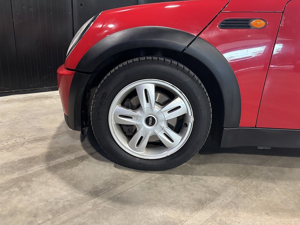 Vehicle Image 17
