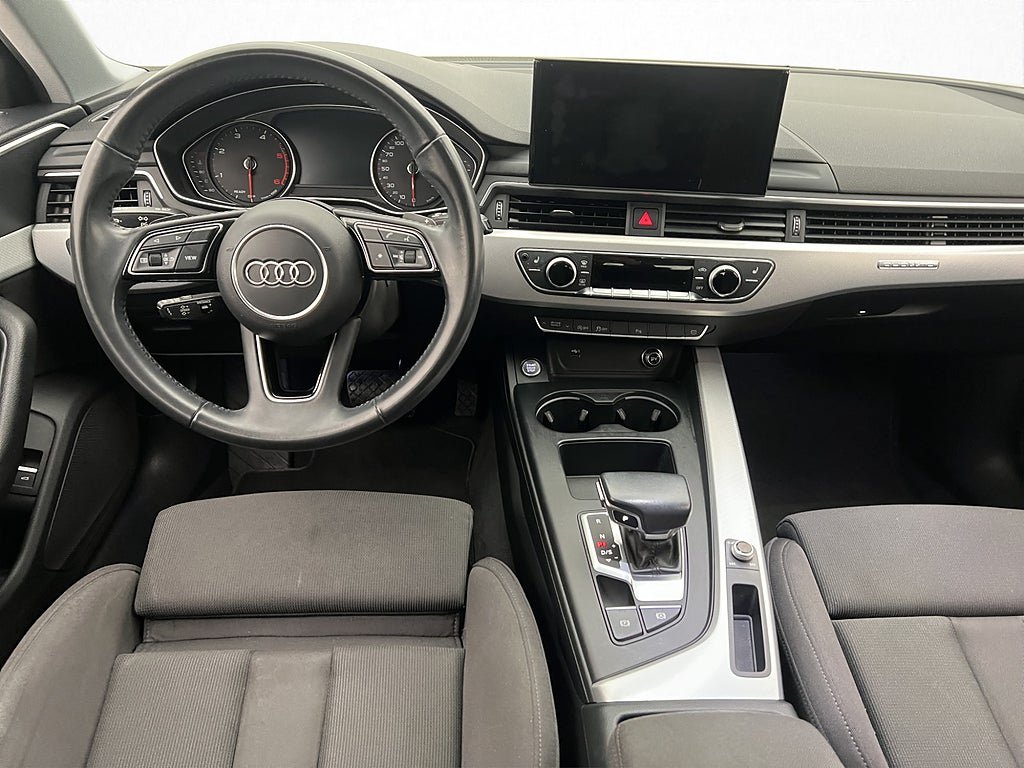 Vehicle Image 16