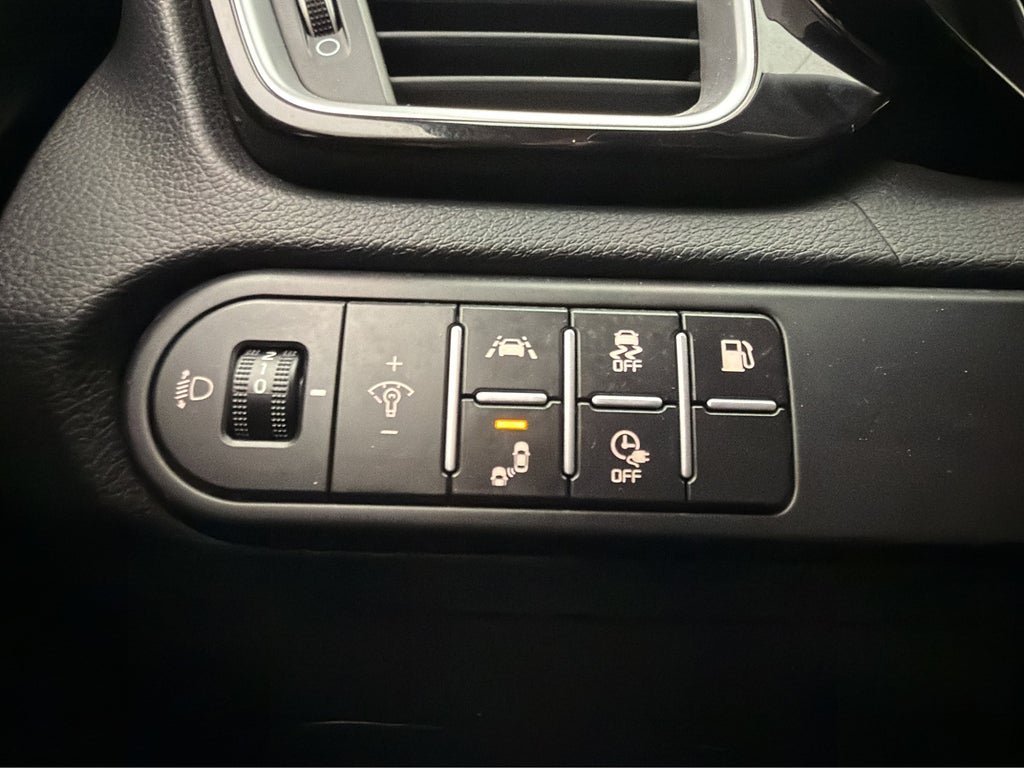 Vehicle Image 29
