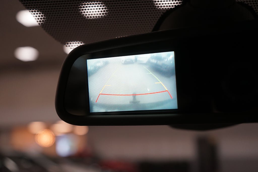 Vehicle Image 16