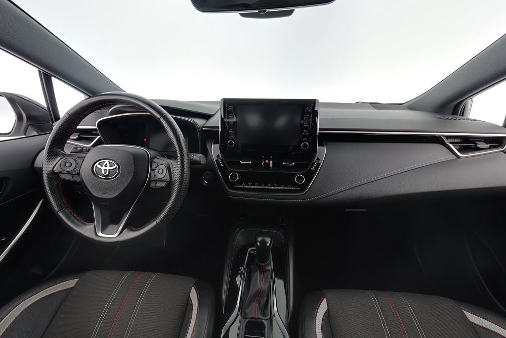 Vehicle Image 12