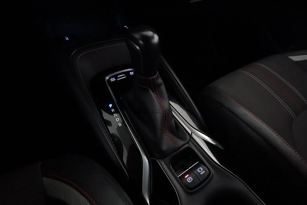 Vehicle Image 15