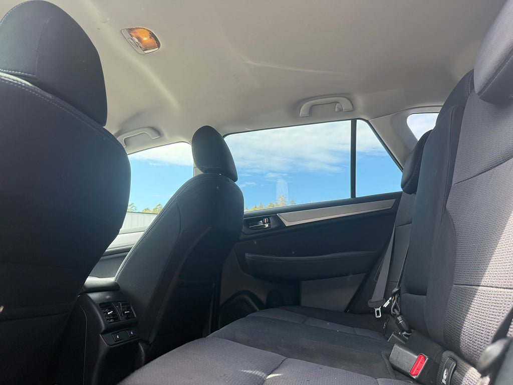 Vehicle Image 16