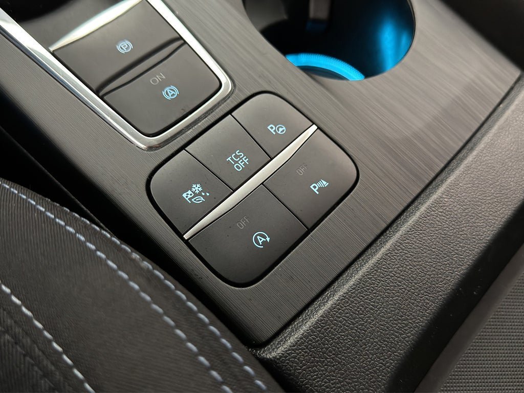 Vehicle Image 21