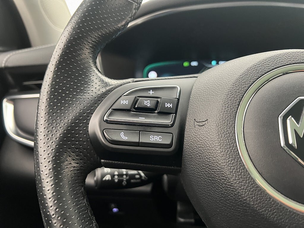 Vehicle Image 26