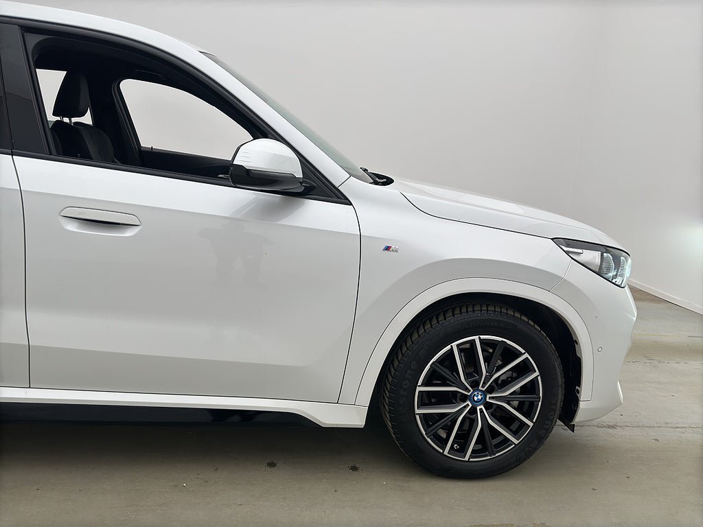 Vehicle Image 27