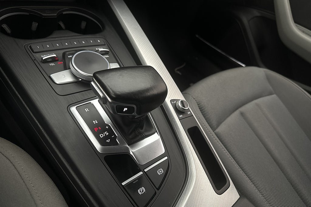 Vehicle Image 19