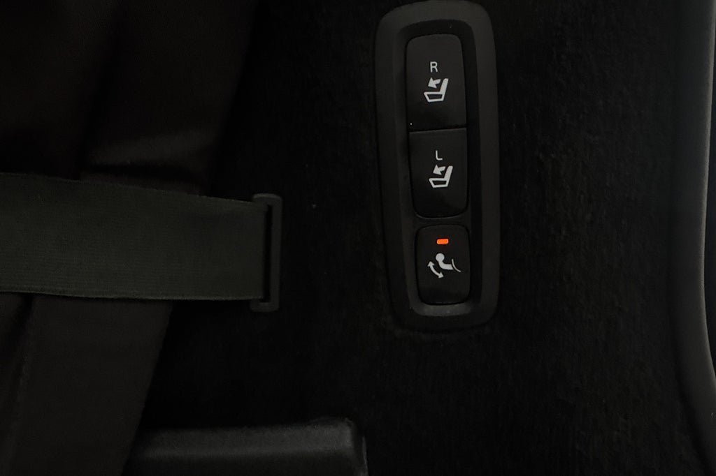 Vehicle Image 34