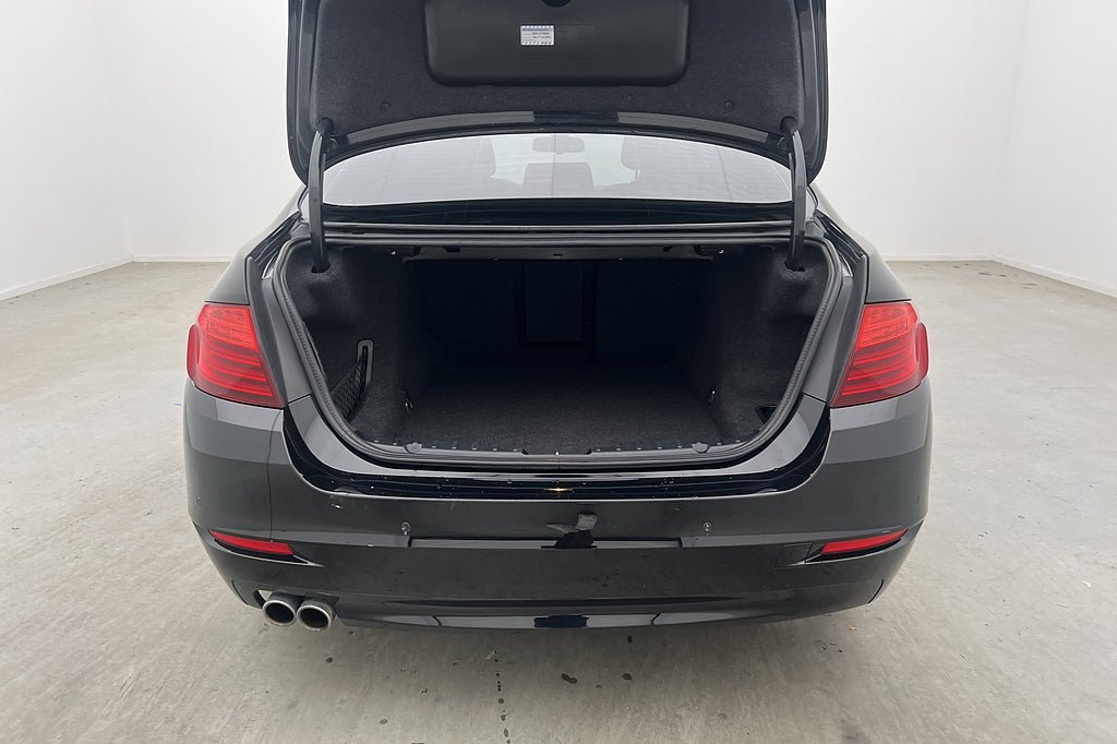 Vehicle Image 28