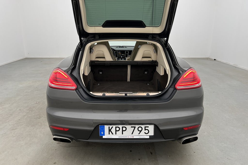 Vehicle Image 36