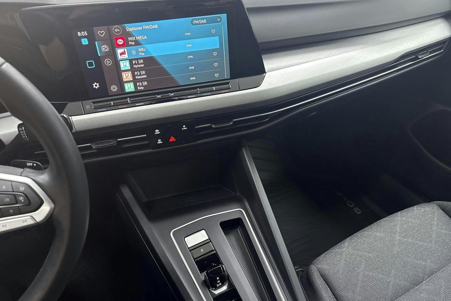 Vehicle Image 13