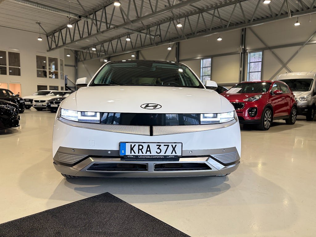 Vehicle Image 9