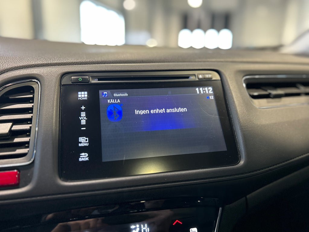 Vehicle Image 11