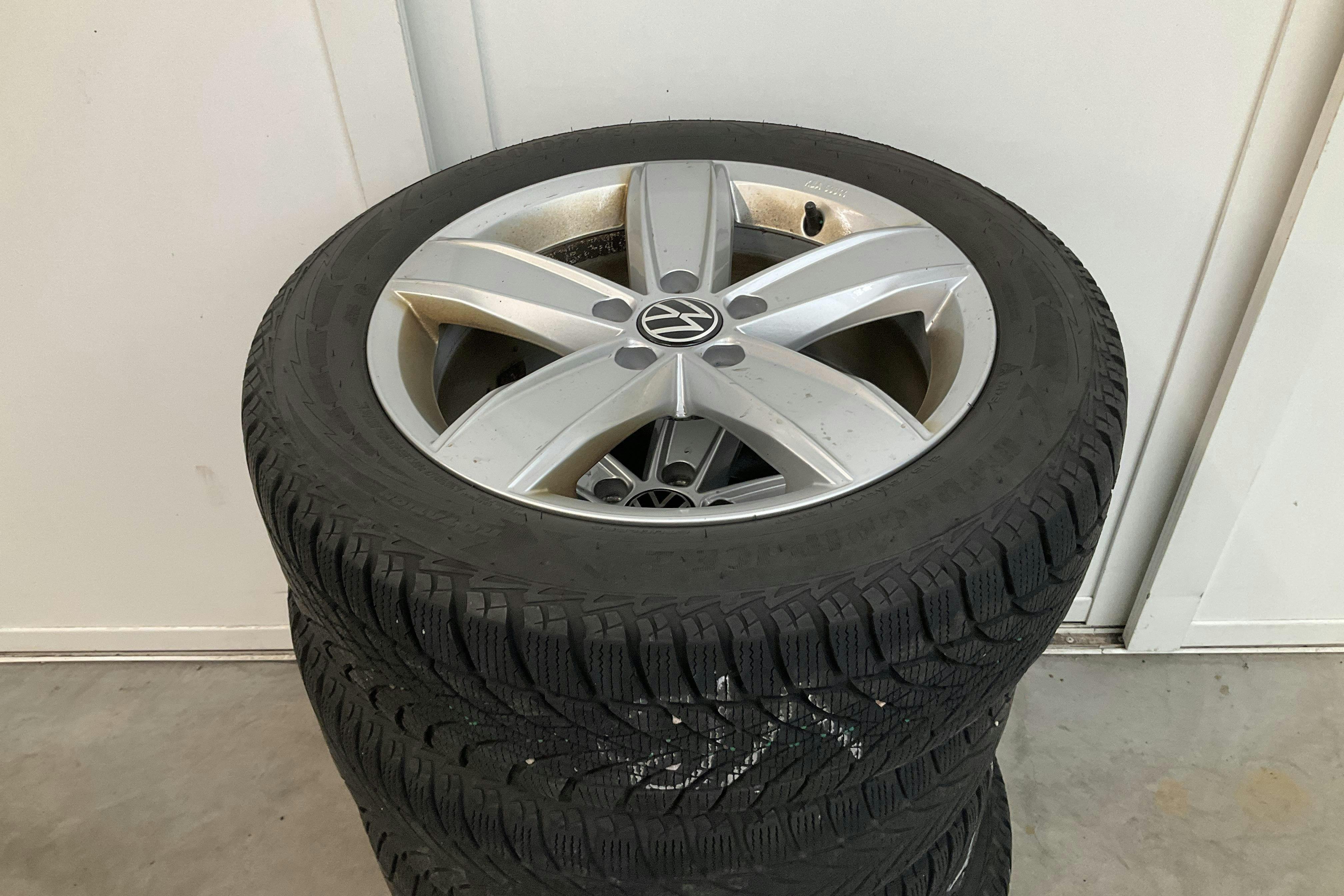 Vehicle Image 17