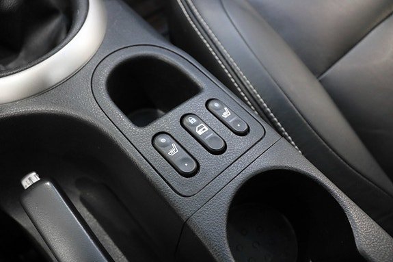 Vehicle Image 26
