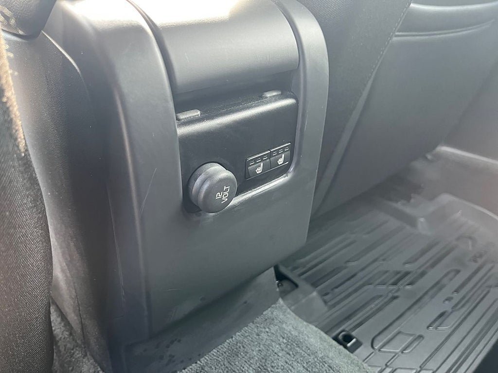 Vehicle Image 18
