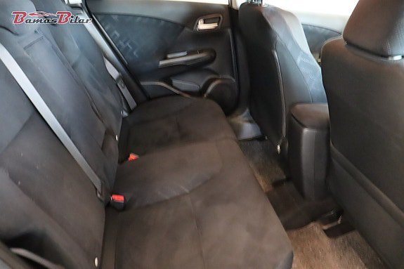 Vehicle Image 17