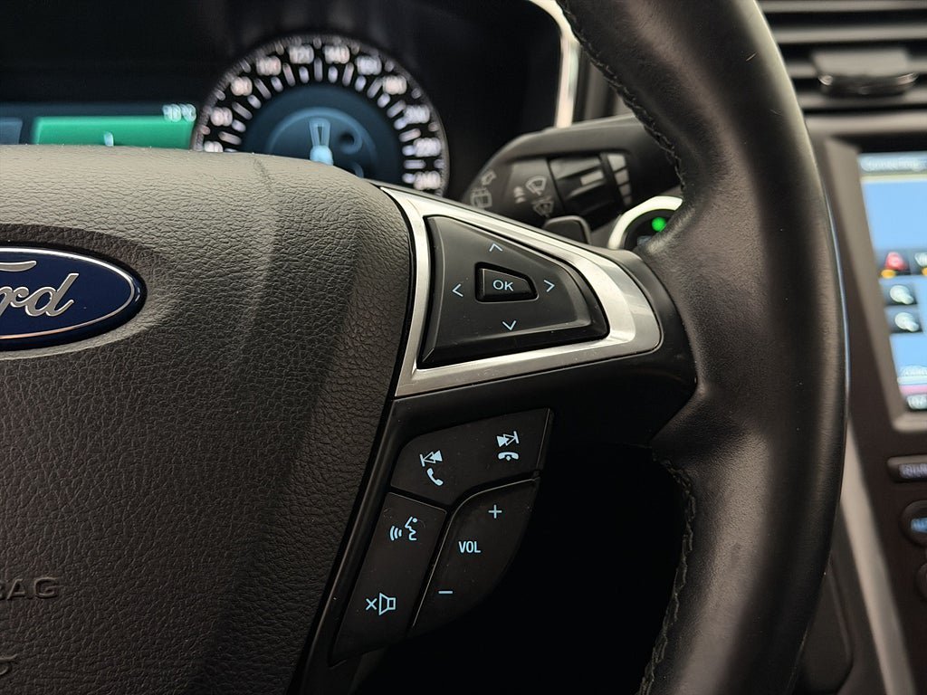 Vehicle Image 19