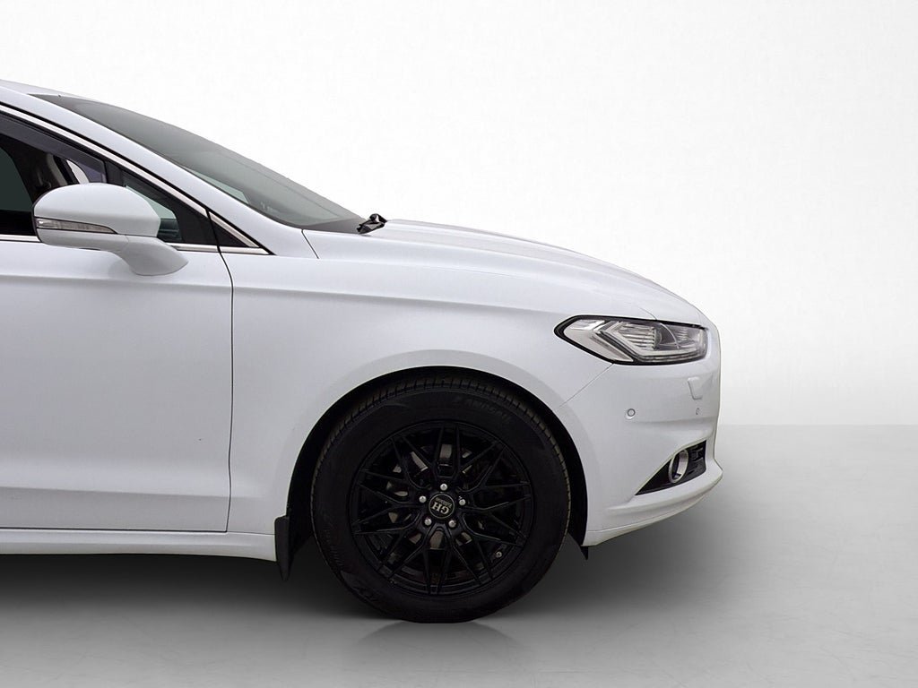 Vehicle Image 30