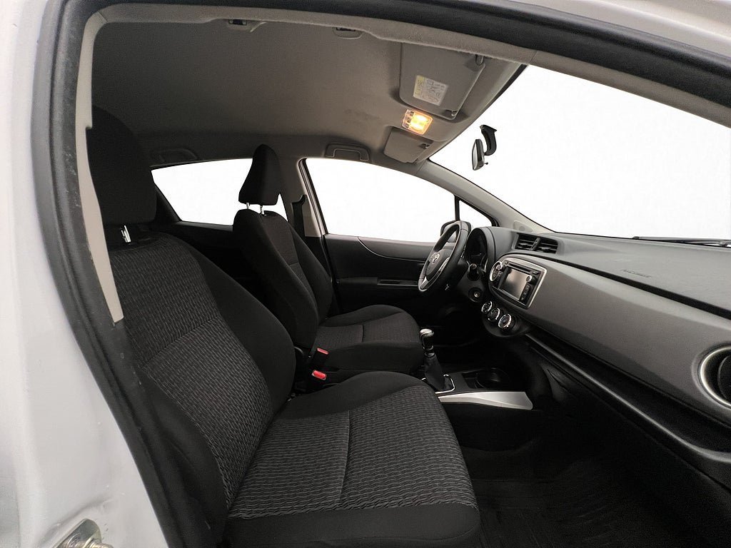 Vehicle Image 19