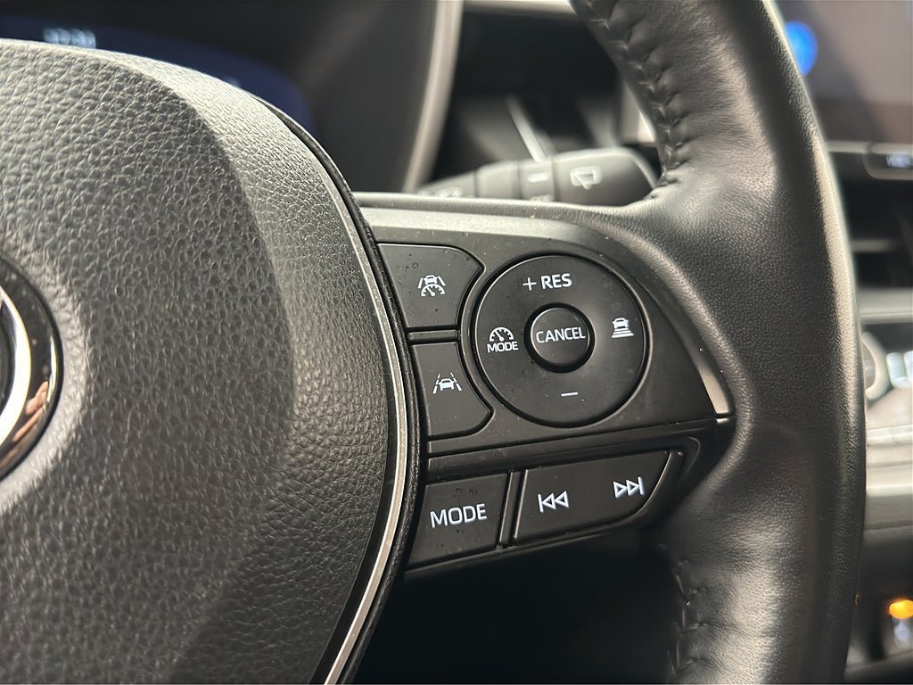 Vehicle Image 14