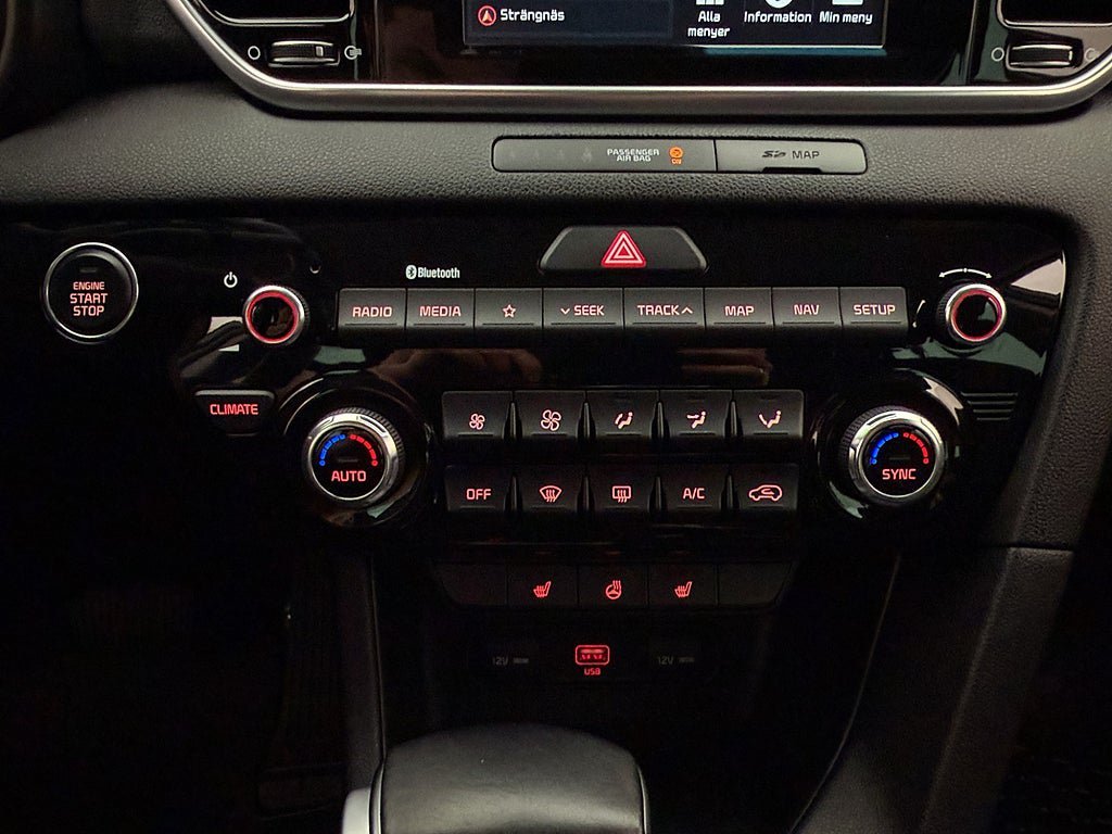 Vehicle Image 24