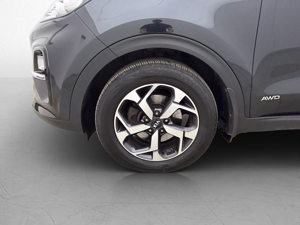 Vehicle Image 31