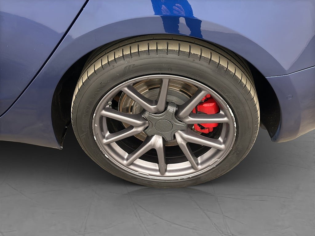 Vehicle Image 33