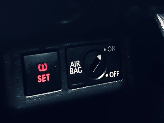 Vehicle Image 24