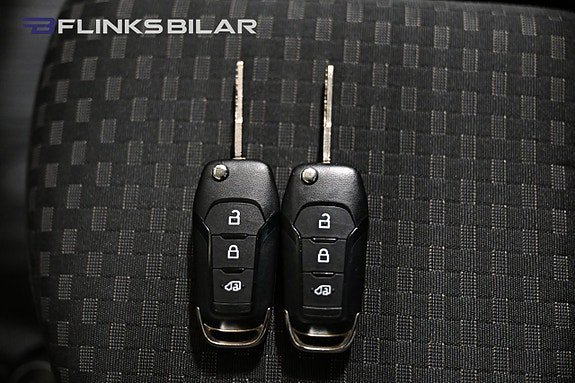 Vehicle Image 27