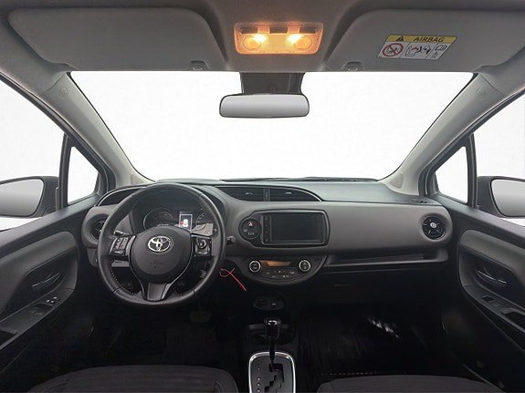 Vehicle Image 11