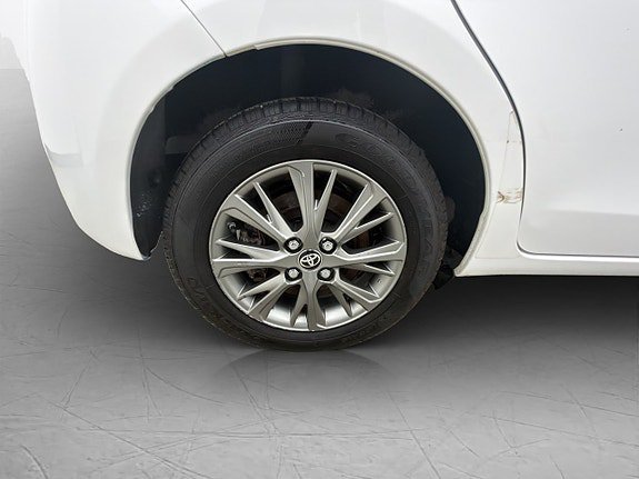 Vehicle Image 31