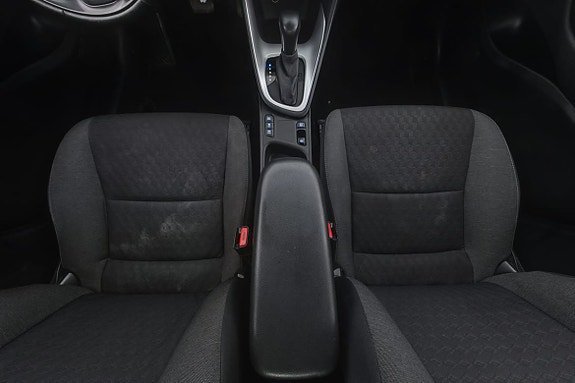 Vehicle Image 17