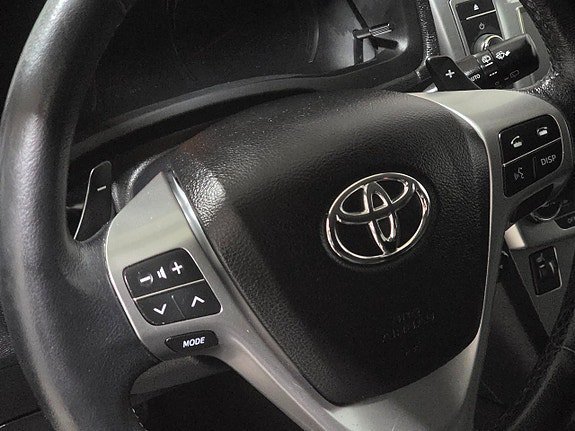 Vehicle Image 17