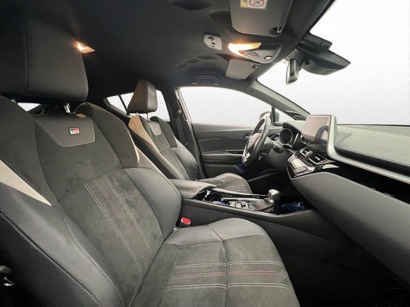 Vehicle Image 21