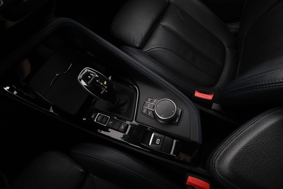 Vehicle Image 21