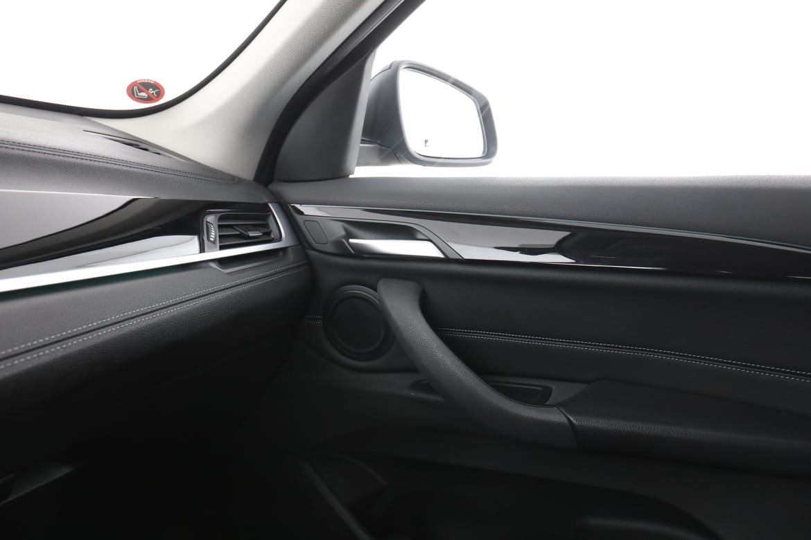 Vehicle Image 33