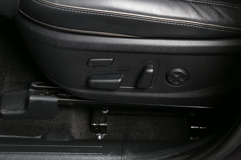 Vehicle Image 18