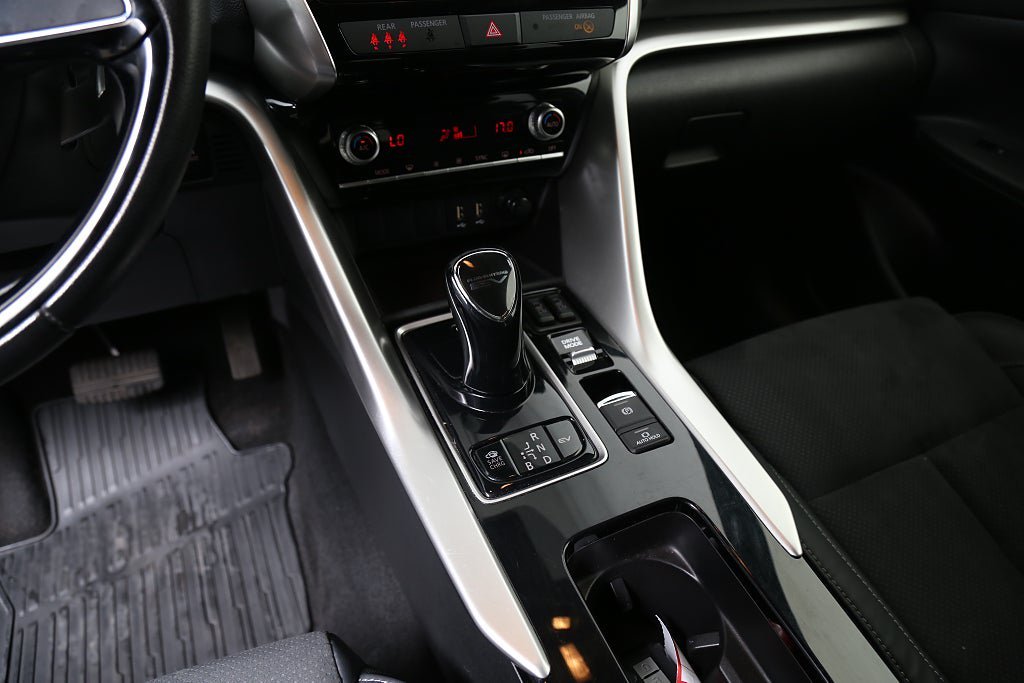 Vehicle Image 26