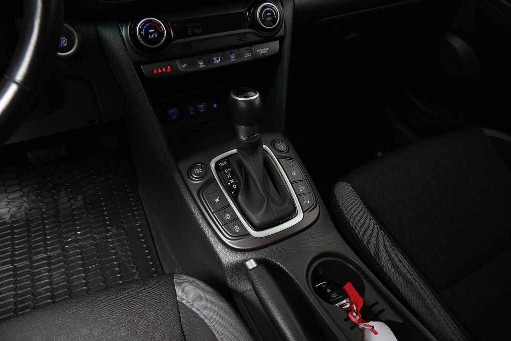 Vehicle Image 26