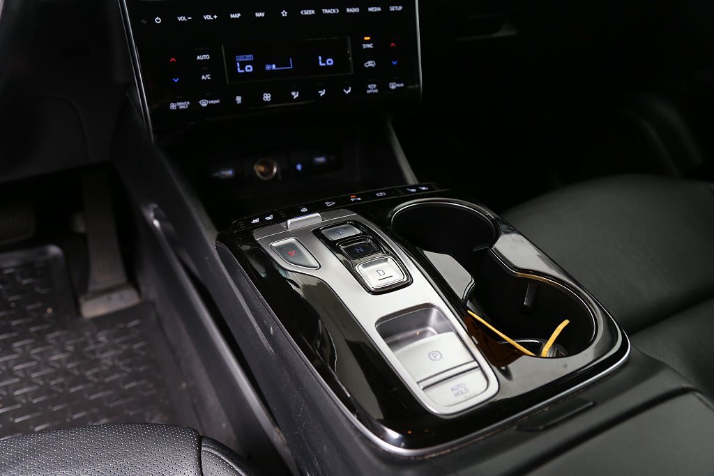 Vehicle Image 26