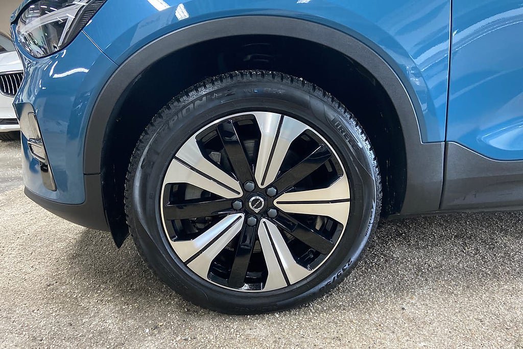 Vehicle Image 17