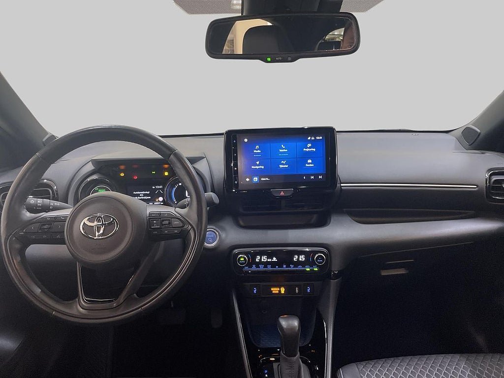Vehicle Image 13