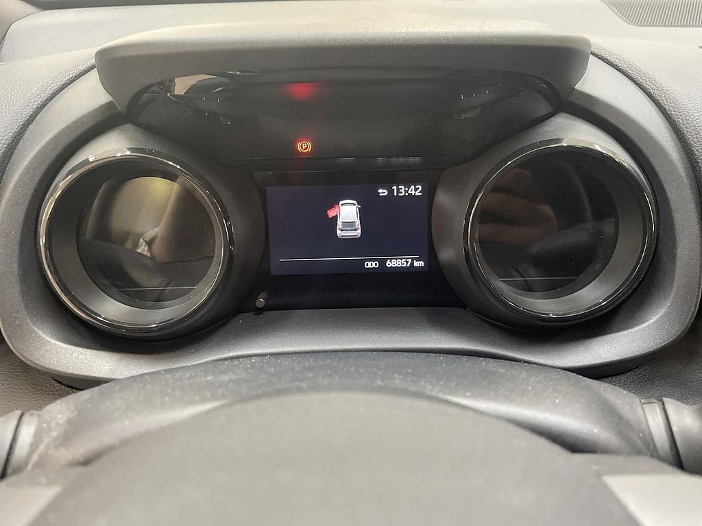 Vehicle Image 17