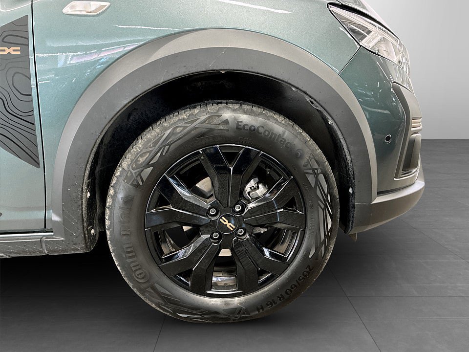 Vehicle Image 14